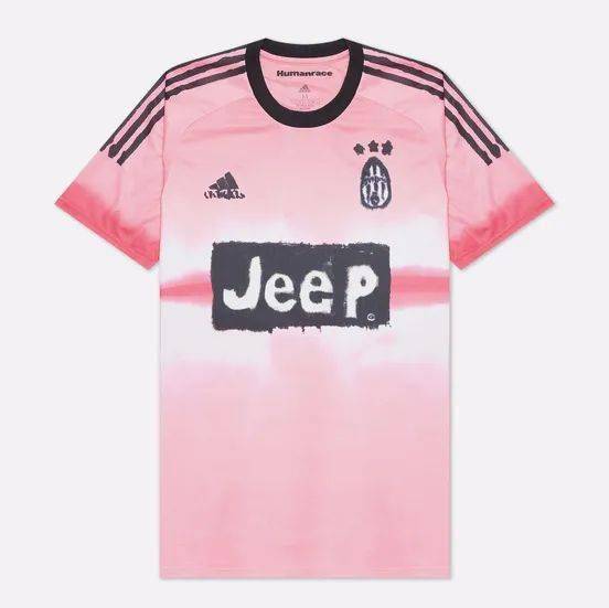  复古球衣致敬经典，怀旧风潮席卷球场