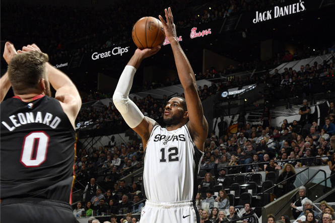  丘里奇单反神技，安特卫普站力克名将称雄